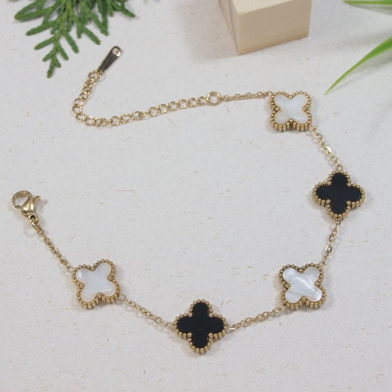Stainless Steel Gold Plated Black and white Anti Tarnish Clover Bracelet For Girls And Women